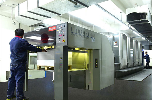 為什么不同批次印刷的包裝盒顏色有色差？