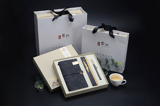 成都定制精裝禮盒制作費(fèi)會不會很貴呢？